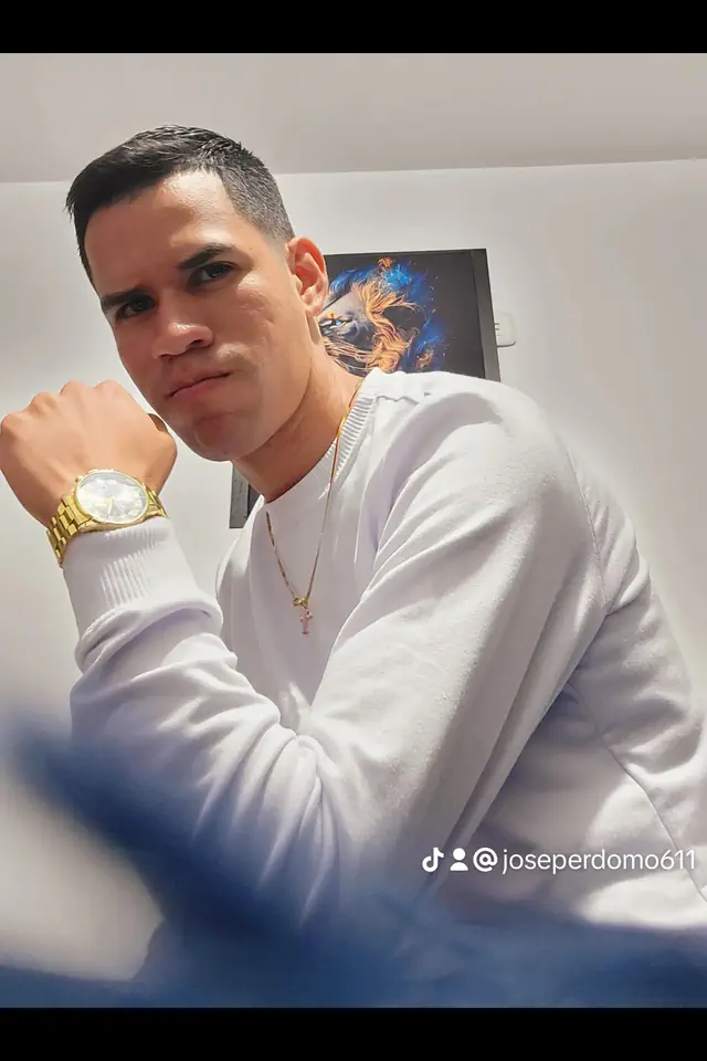 escort-media-007fb2d5-4bdb-4744-af16-662a40acd75e