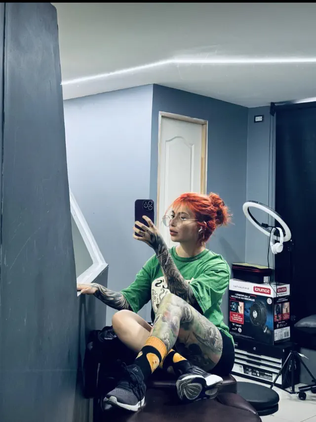 escort-media-00cae212-19c8-46bd-8467-45b3cbe97853