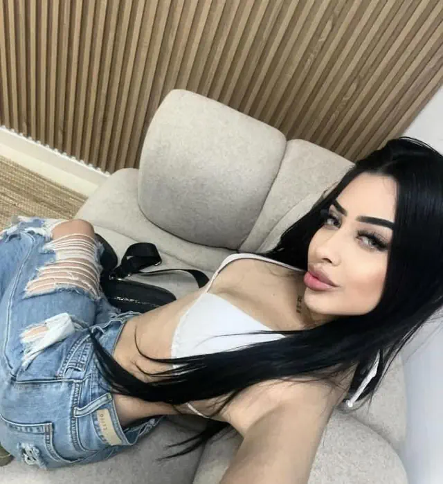 escort-media-017425c8-98df-4202-b967-865b253226f2