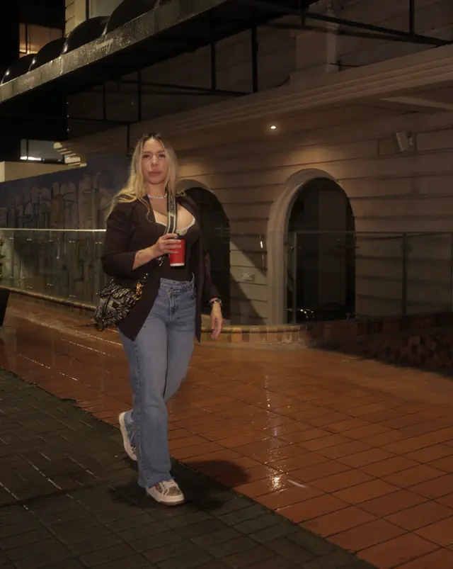 escort-media-01be8f7b-b9ff-44f9-a0c4-e3162762005b