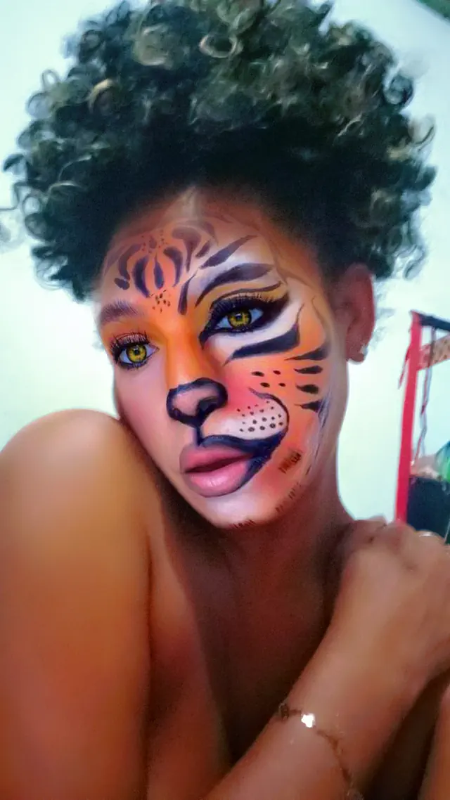 escort-media-01fb7674-0e02-4c84-a914-e140f7559276