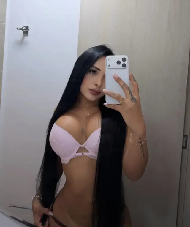 escort-media-02a25c66-eb99-4a23-995d-c5e9b41f1e17