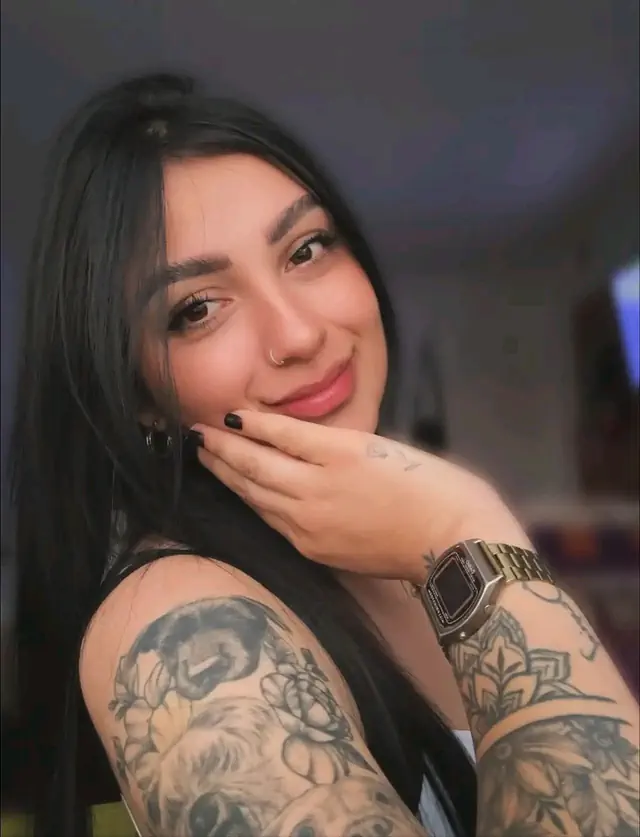 escort-media-02da1a3e-a2e4-4e23-b02b-b6489e446d10