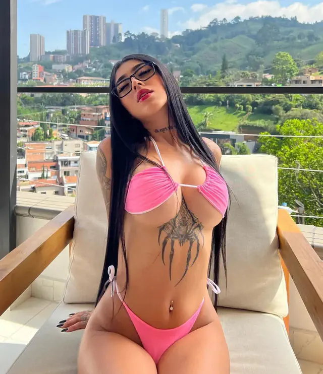 escort-media-0364607a-6b31-48ff-a9c5-af945acc04ea