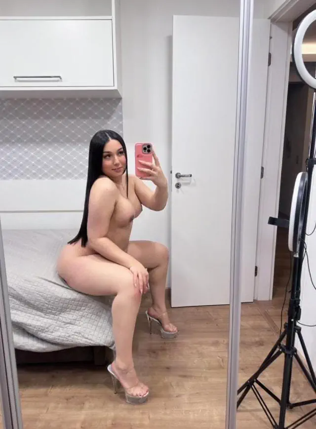 escort-media-03c8addc-822a-404a-8572-7b24b192c7b4