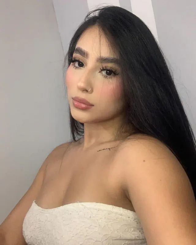 escort-media-0450c512-6deb-419c-8d12-04ec0fc41e6b