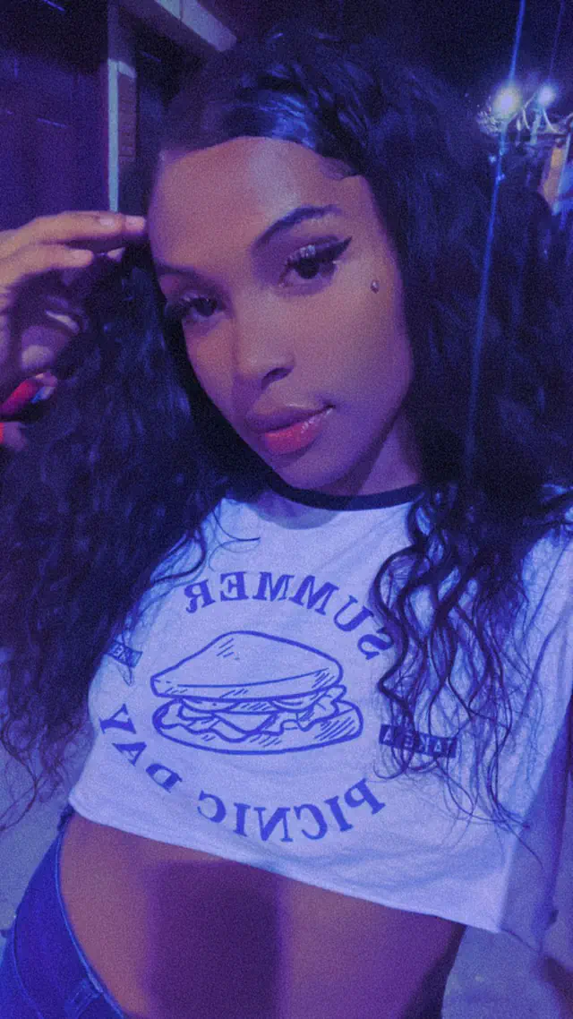 escort-media-046efacd-076f-4019-a57a-8cc935386085