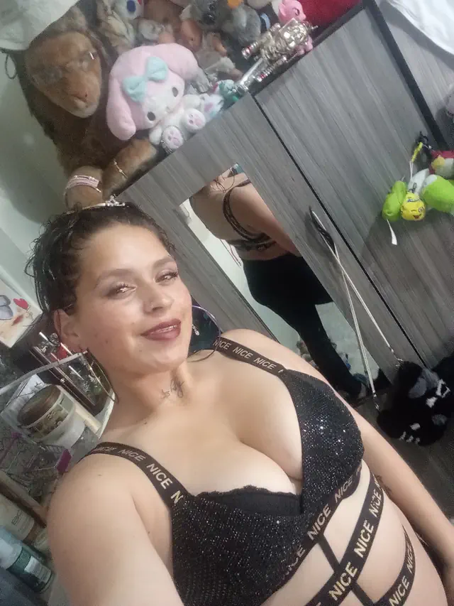 escort-media-048fc74a-e8d1-42b1-956b-97ec54ea60c2