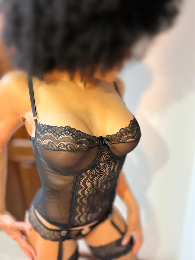 escort-media-05e11bc9-63db-4f82-b214-4a1ec783e251