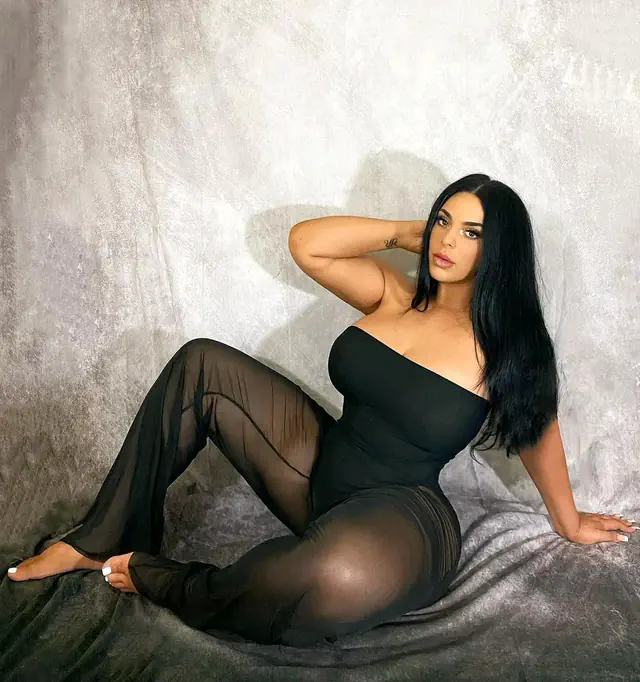 escort-media-064d29a8-f54c-4647-bb09-495888706f11