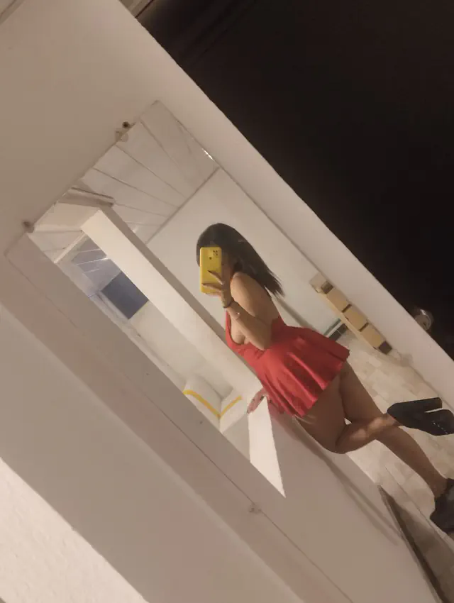 escort-media-068cc675-f051-4d89-a05a-6948247d111e