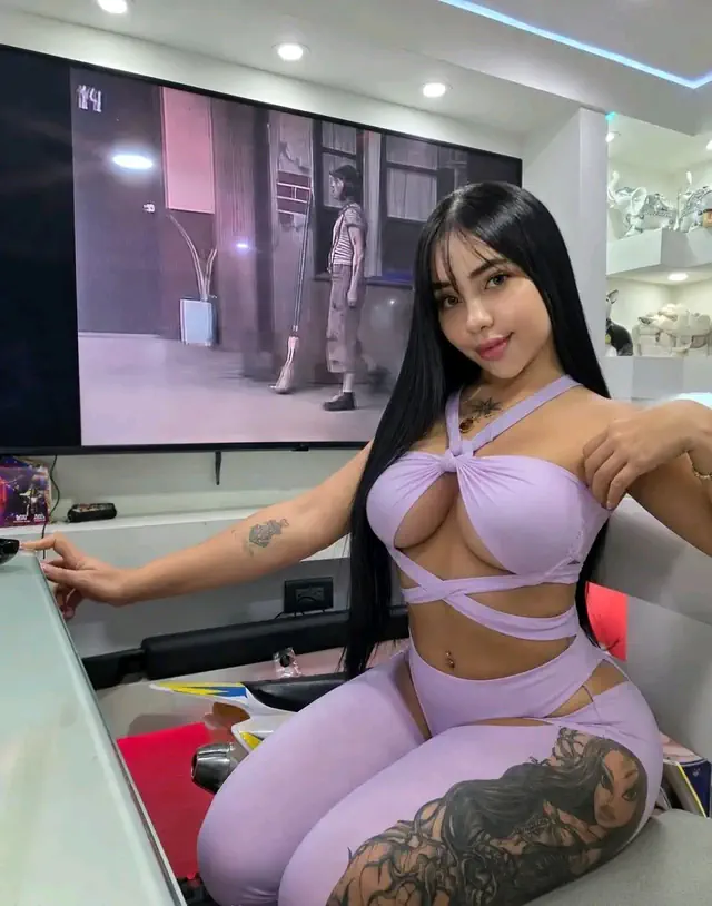 escort-media-0694d145-0d82-434f-b980-2b8546589004