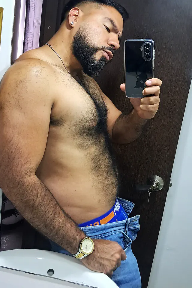 escort-media-06d7df26-be01-4147-ac02-b81505ef0871