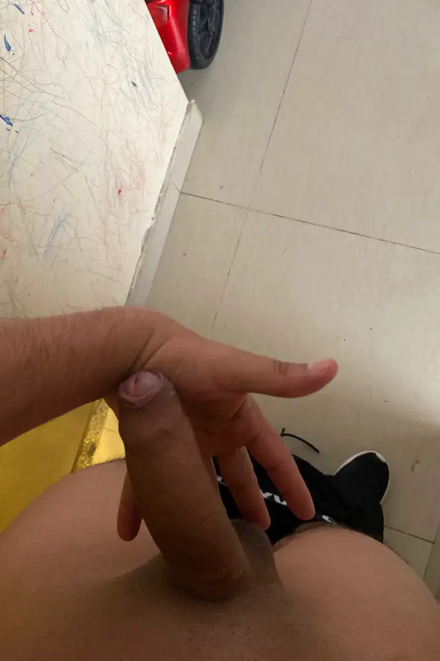 escort-media-073d012b-5958-42c4-a01f-28b5200fdc68