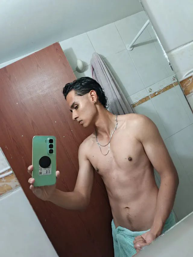 escort-media-0799881d-ab9f-4a08-afd7-20f633fb30d6