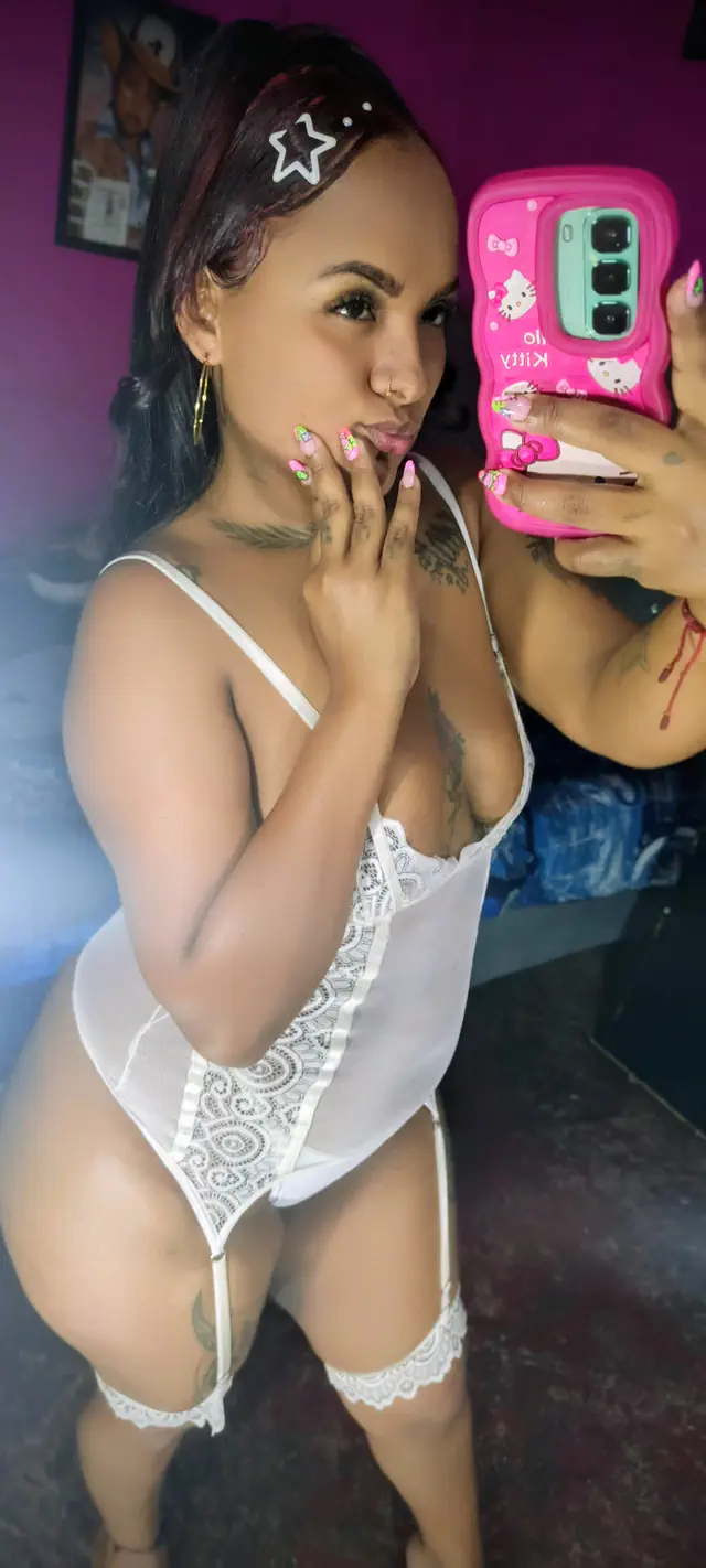 escort-media-07f0cd30-b7a5-4da6-a0e6-3a019117d6d9