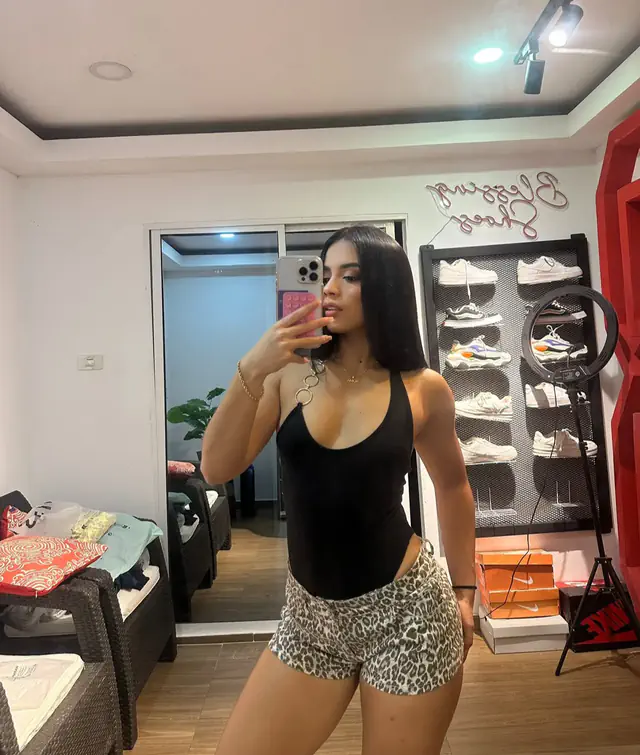 escort-media-085a9a75-f6c9-4296-b8fe-01f0a7668696