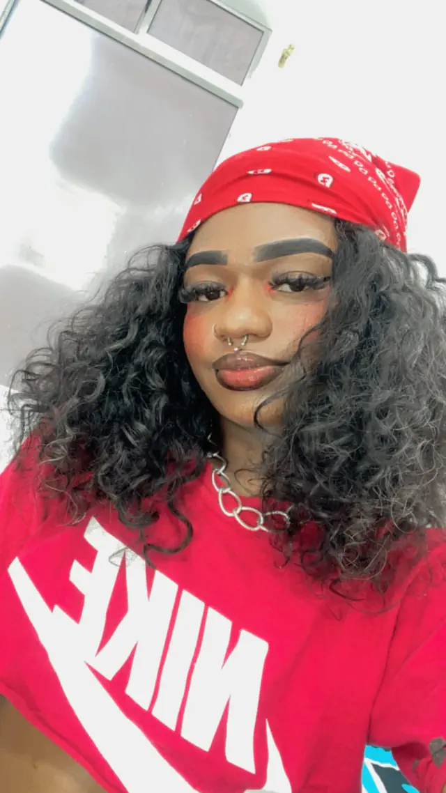 escort-media-088fb4dc-5bec-4434-85f1-a3d369b1edb4