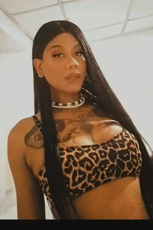 escort-media-08e4de3f-edd2-420f-92b1-ecf5d6175737