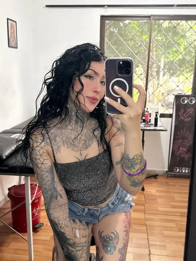 escort-media-09542198-ae31-48e2-b605-d84f4530e2bb