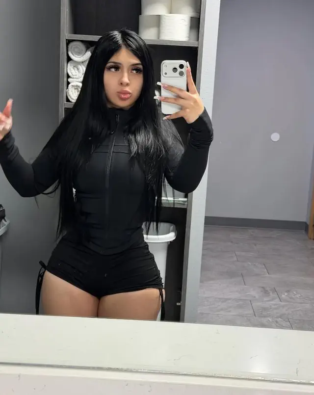 escort-media-0a5a53e9-93a4-4355-b65e-24a3cc03f337