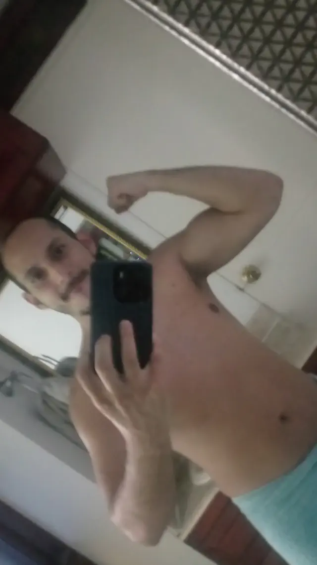 escort-media-0b4a5bdd-7212-4609-80bf-2e232af96965