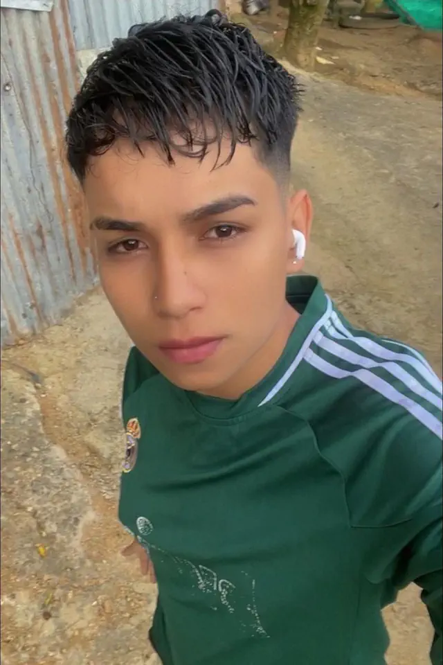 escort-media-0bd39463-cb1c-49f6-87d8-caa9bfa13107