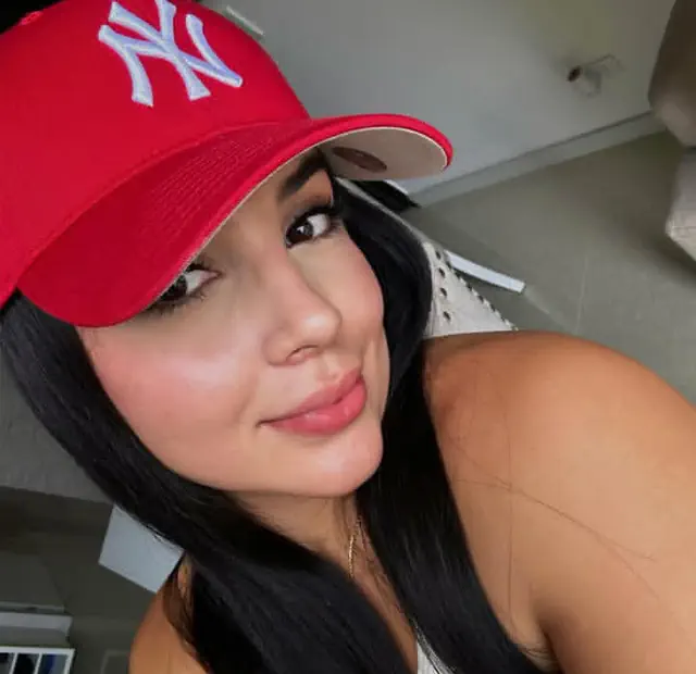 escort-media-0d3b3a8a-5c9d-431f-afb4-2e683b065cd3