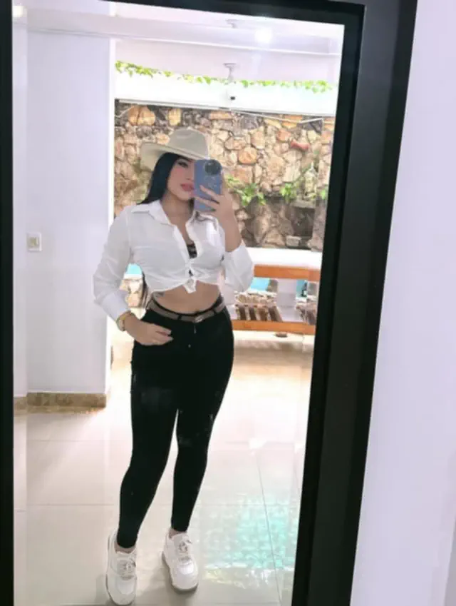 escort-media-0d44896e-36fb-4b00-ae24-572b868510f7