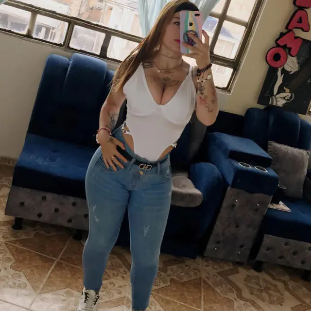 escort-media-0fbfce83-66d0-41bd-878a-554a12a58741