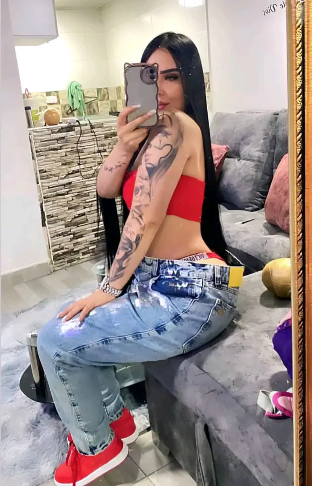 escort-media-1282bfed-d62a-43c9-a925-fe9e0953047e