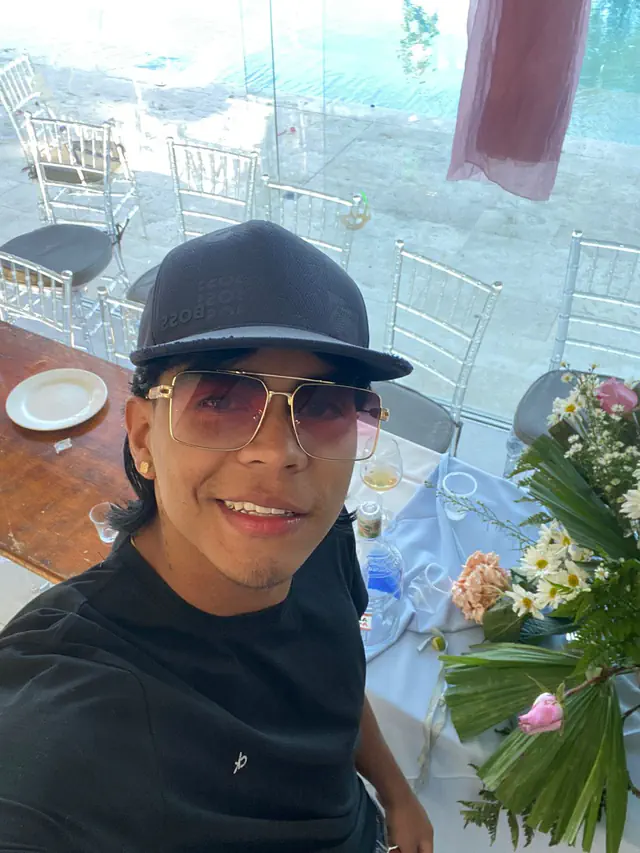 escort-media-1287b1fd-f46c-43c6-9741-7c816701e886