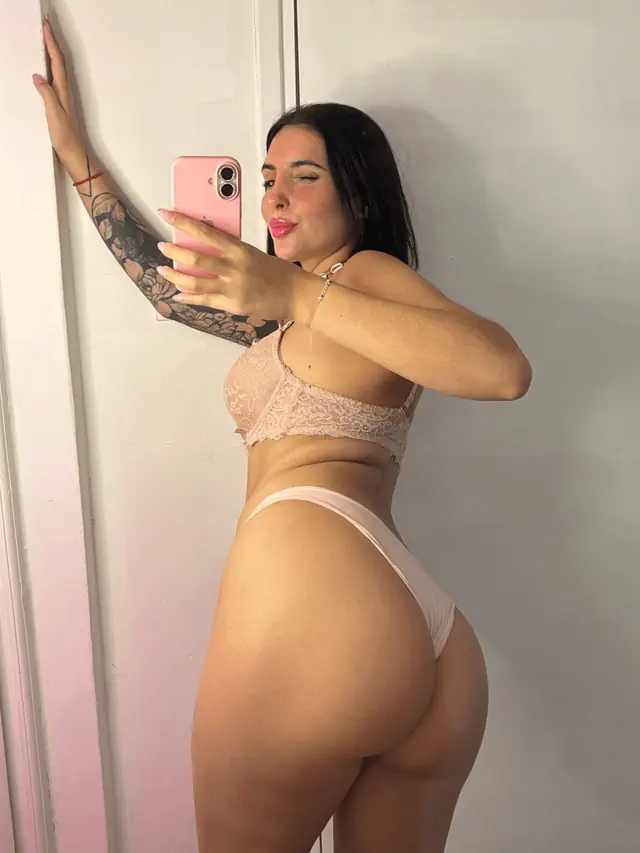 escort-media-12e5b8f3-5264-4ff8-a662-da0e654ef9eb