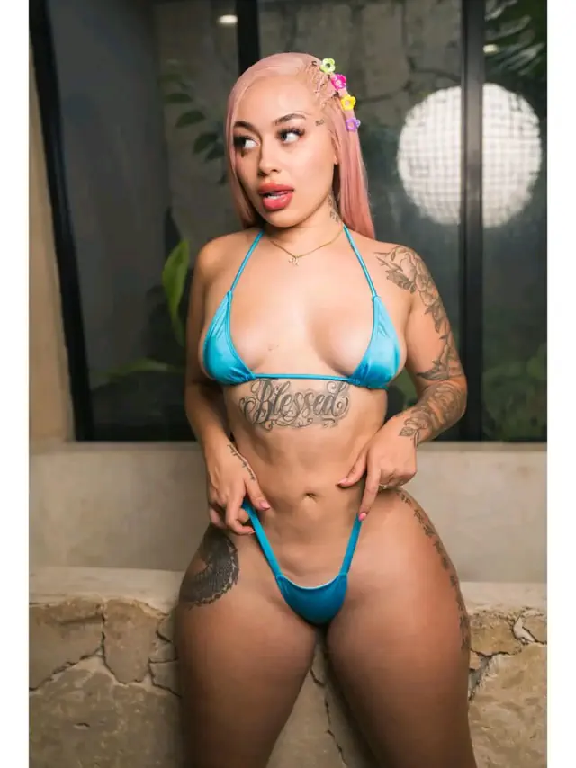 escort-media-14115255-769c-487b-a452-949375d133cf