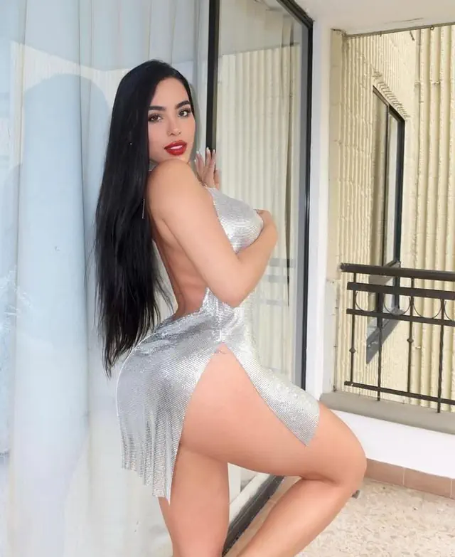 escort-media-143362d0-a9c3-45f1-8c93-8a4af189c960