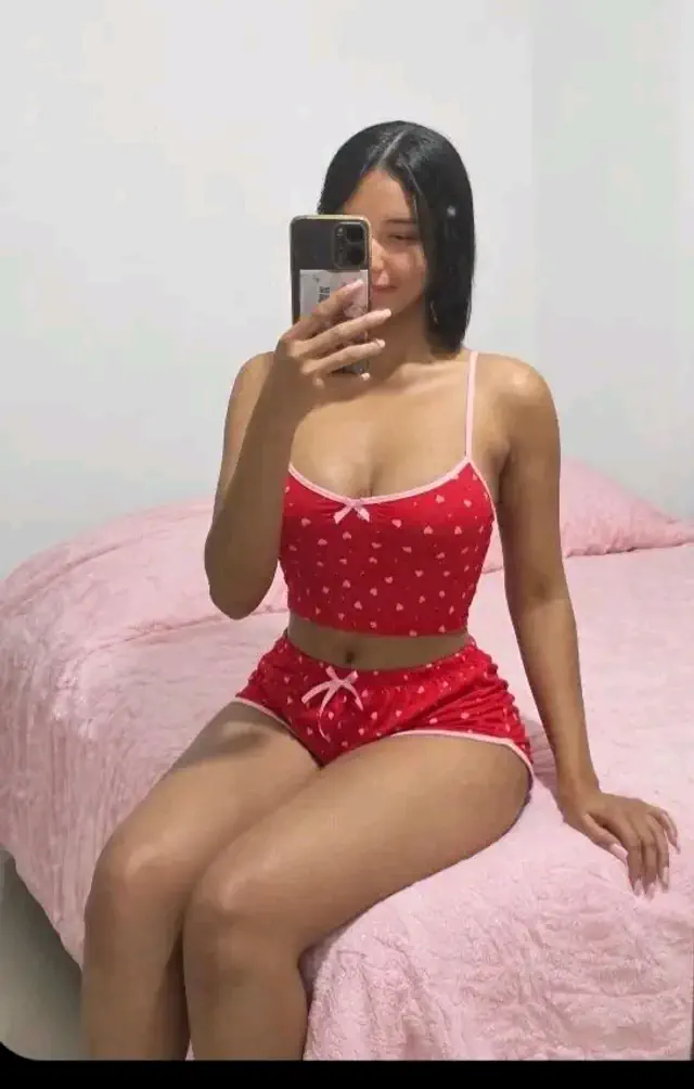 escort-media-155c4326-13fc-4df0-a05b-03a2978de96c