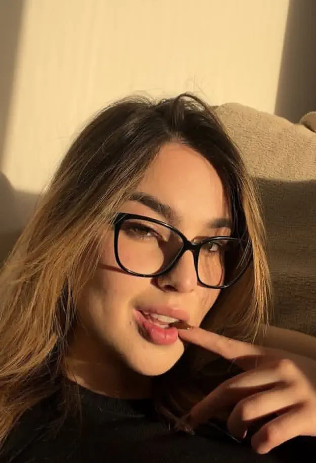 escort-media-168ac75e-f6ef-4da8-9283-f3618302ac63