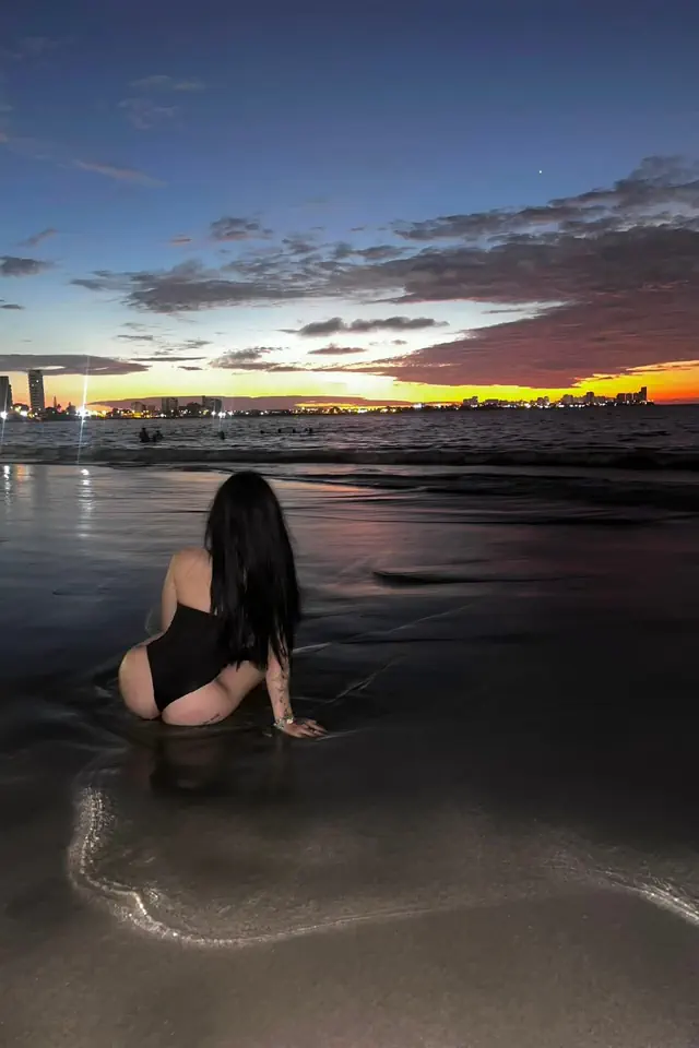 escort-media-17466062-29e0-4d0c-b761-9dff7166c4b2