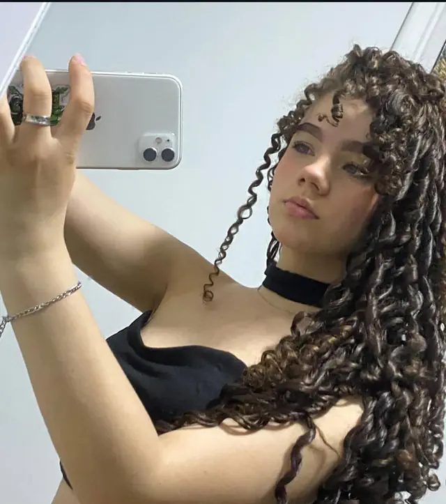 escort-media-176632c8-c6f0-4472-945c-4cef5f36310d