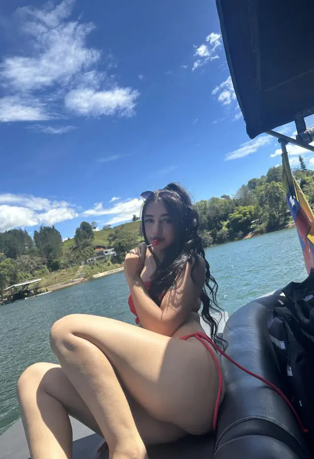 escort-media-176d77e0-9dcd-4333-9757-eafe710f910a