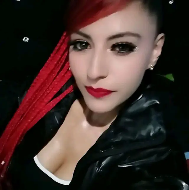 escort-media-17840040-f59b-470b-8d6c-17a633bd079d