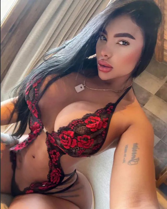 escort-media-1820bb39-0d19-4988-8601-b4b7197ef2b3