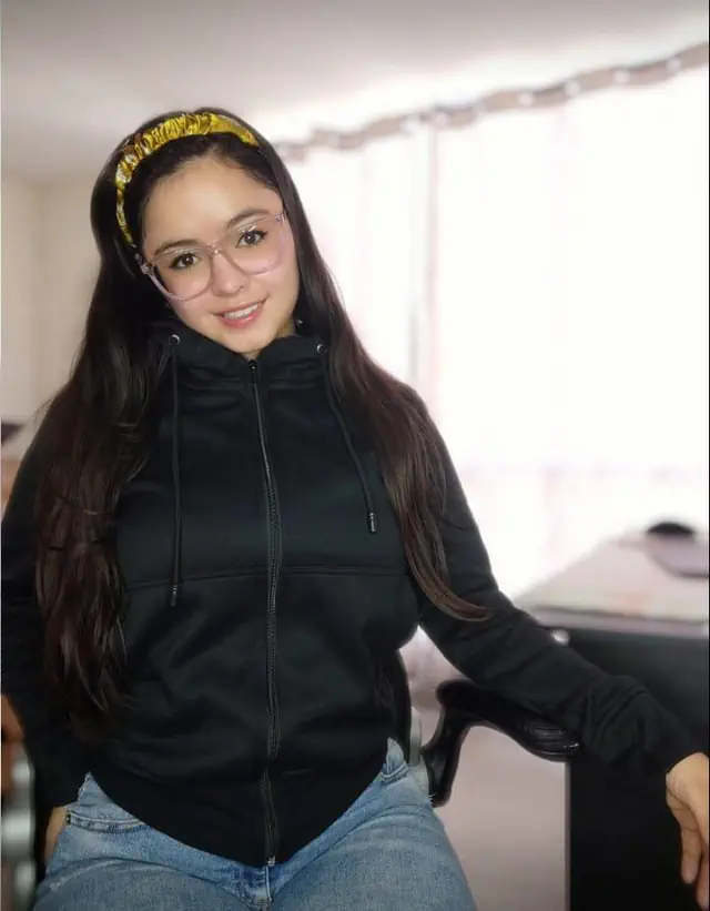 escort-media-18550b84-136e-4c92-b096-2767aa669ce5