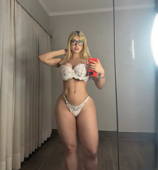 escort-media-1871001b-474a-4aa9-b177-d3c34d823c4a