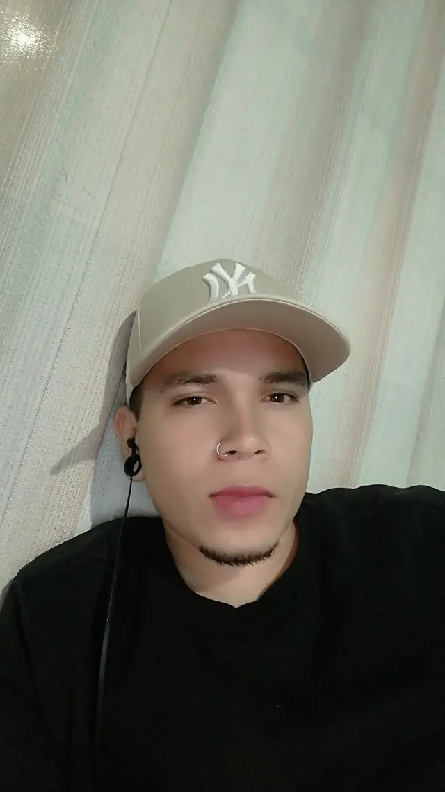 escort-media-188ef2bf-f586-4288-c9cb-8e613fa1c000