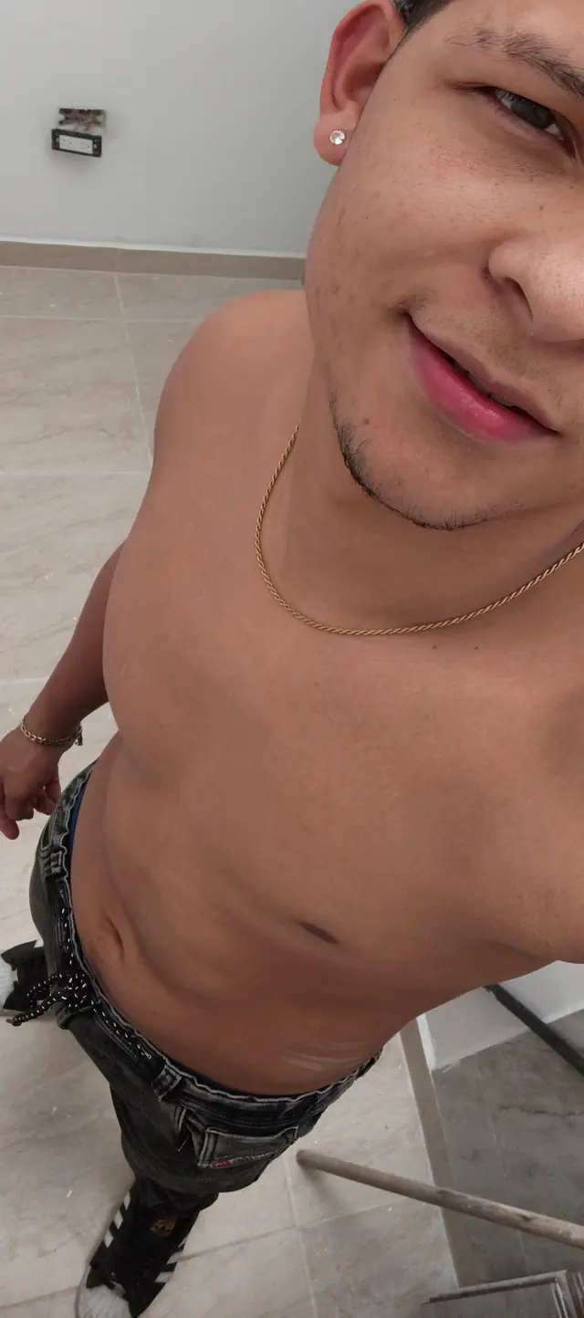 escort-media-19474bbf-54fb-47eb-b2cc-cd4f4252baba