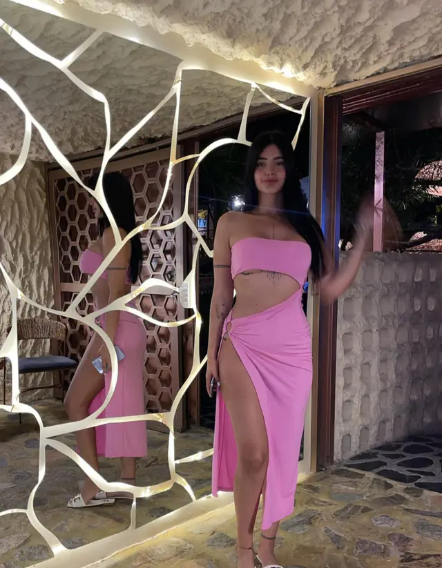 escort-media-19a2c965-e953-4402-8c48-bb230aa49004