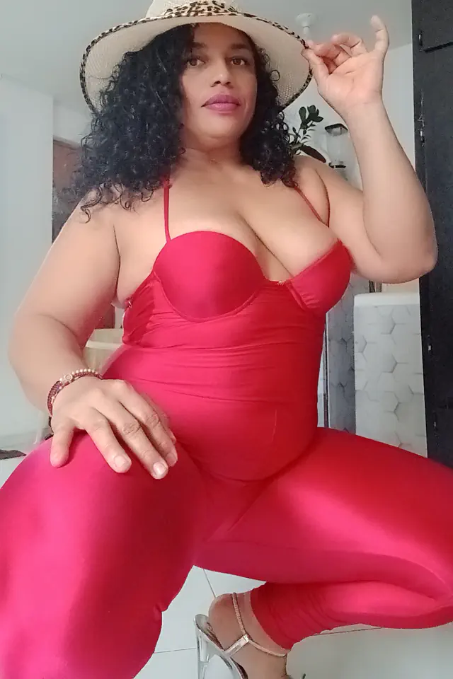 escort-media-1ab1dfc3-7bc0-4b07-ad45-330e0e50adcf