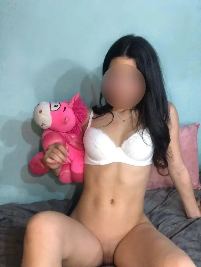 escort-media-1acf6486-e200-4f1d-b321-bb06c5125d61