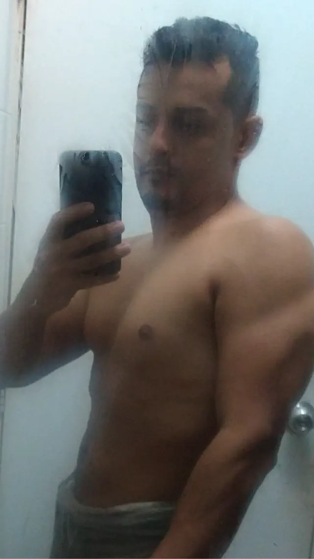 escort-media-1afbe954-5c27-4741-84ba-03cea0554700